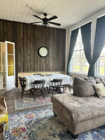 Redbrick Schoolhouse Holiday home Bethel